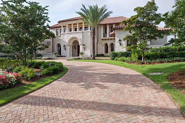  Giddings, TX Driveway Pavers Pros